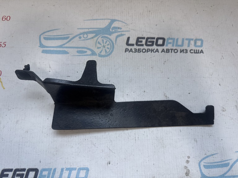 Дефлектор радиатора левый Ford Fusion mk5 13-16 1.6T, hybrid, под радар