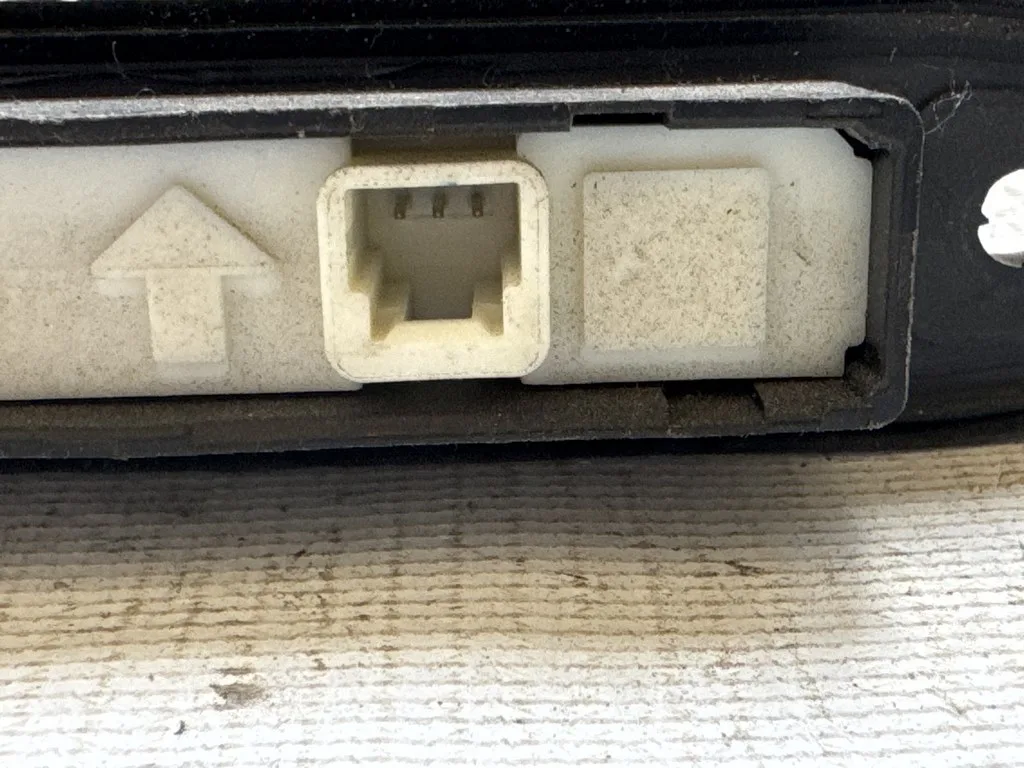 Кнопка открытия багажника наружняя Lexus RX350 RX450h 10-15 keyless — фото 3