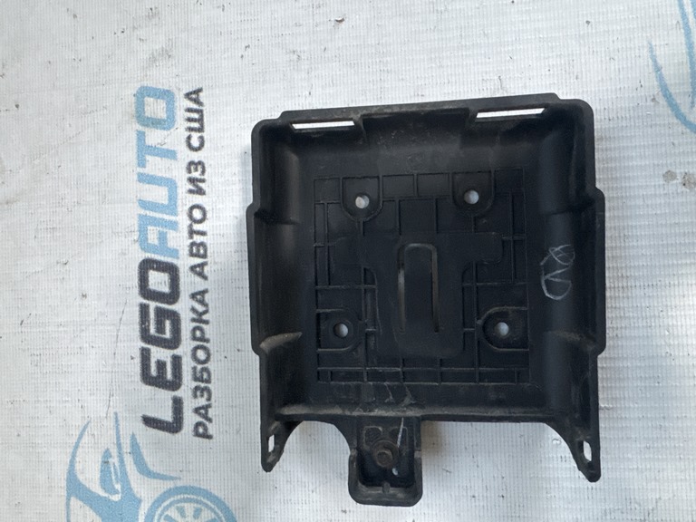 Кронштейн датчика слепых зон правый Ford Fusion mk5 13-16