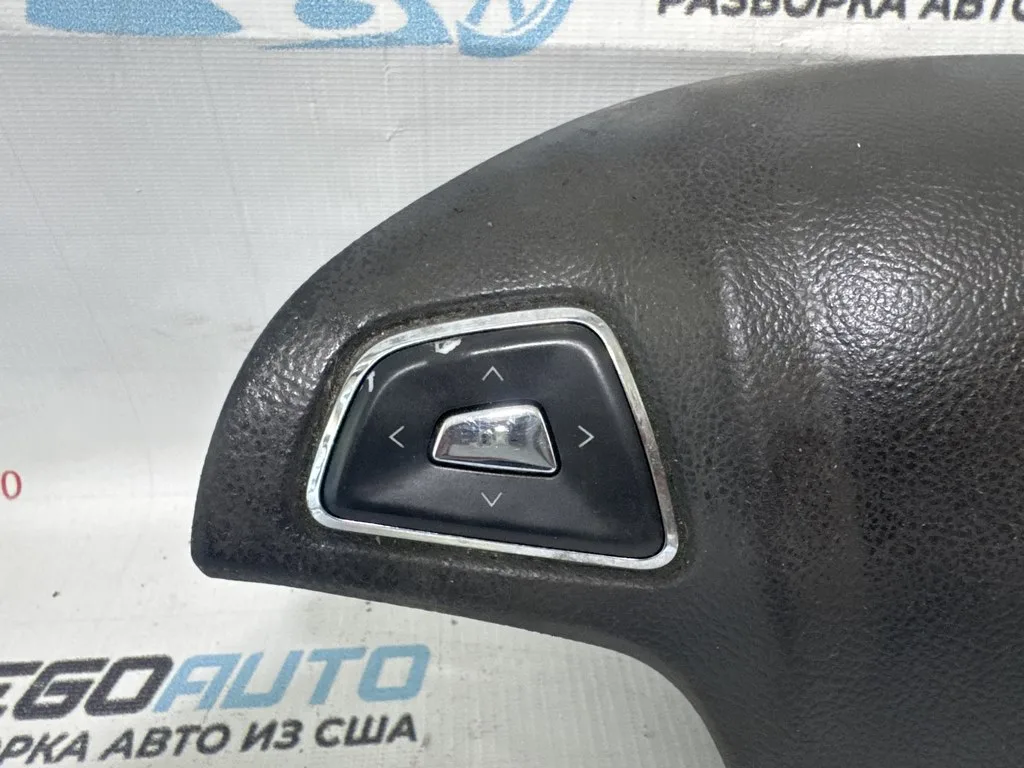 Подушка безопасности airbag в руль водительская Lincoln MKZ 13- серый с кнопками — фото 2