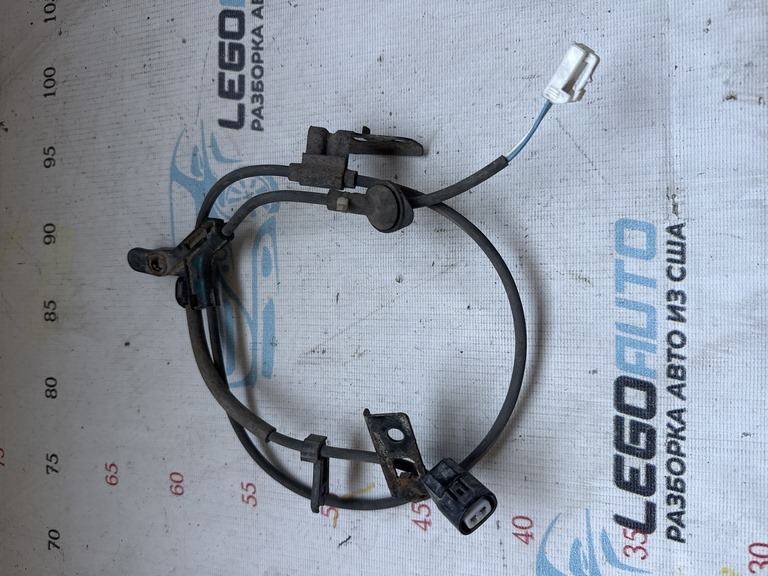 Провод датчика ABS зад лев  FWD Toyota Prius 20 04-09