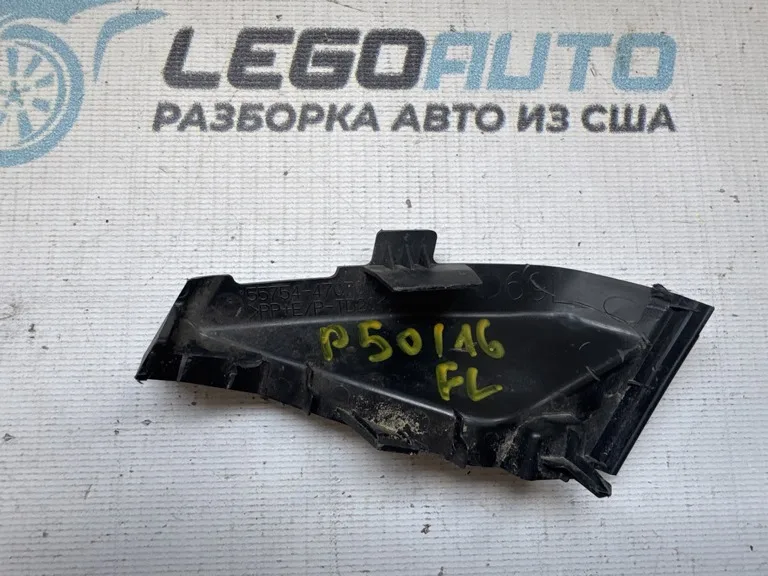 Уплотнитель решетки дворников лев Toyota Prius 50 16- — фото 2