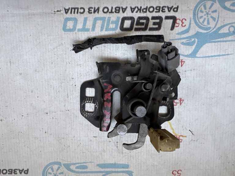 Замок капота Lincoln MKZ 13-16