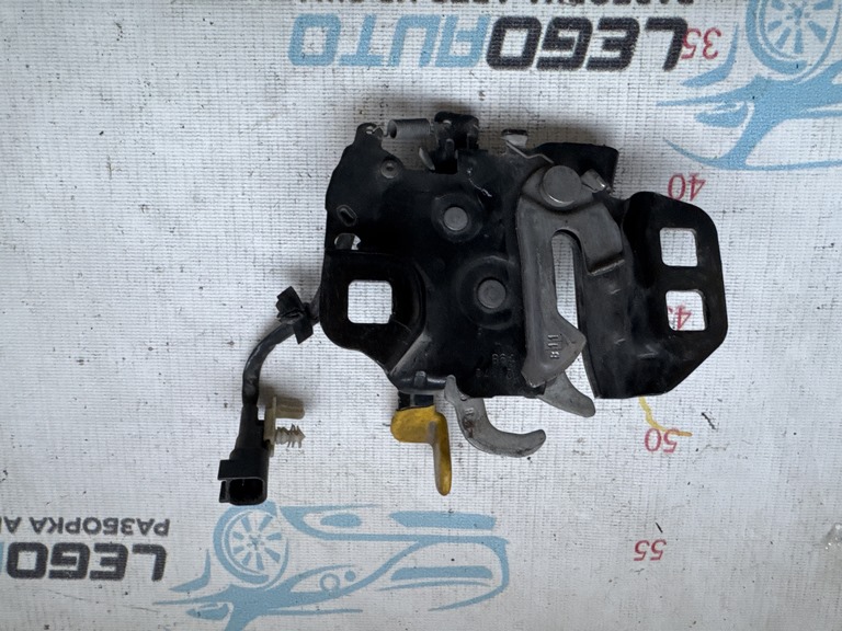 Замок капота Lincoln MKZ 17-20