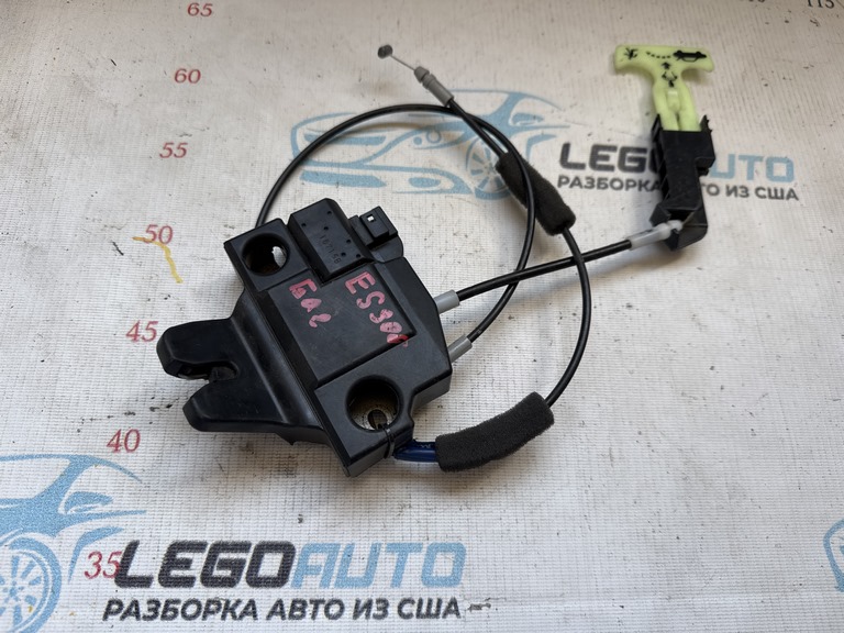 Замок крышки багажника Lexus ES300h ES350 13-