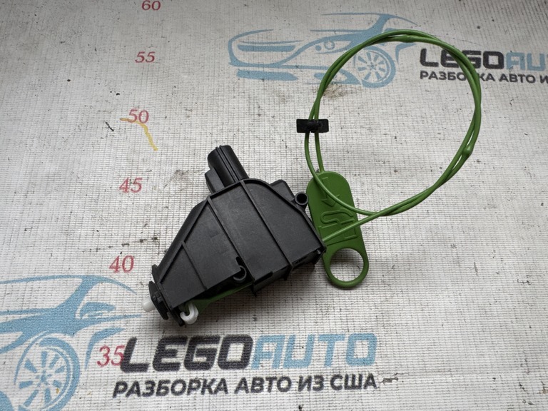 Замок лючка бензобака Ford Fusion mk5 13-20 hybrid, plug-in