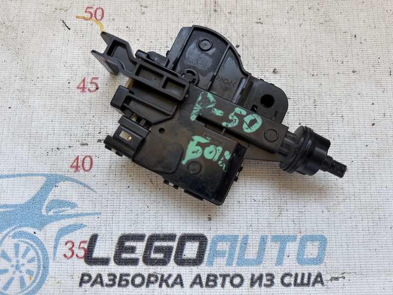 Замок лючка бензобака Toyota Prius 50 16-