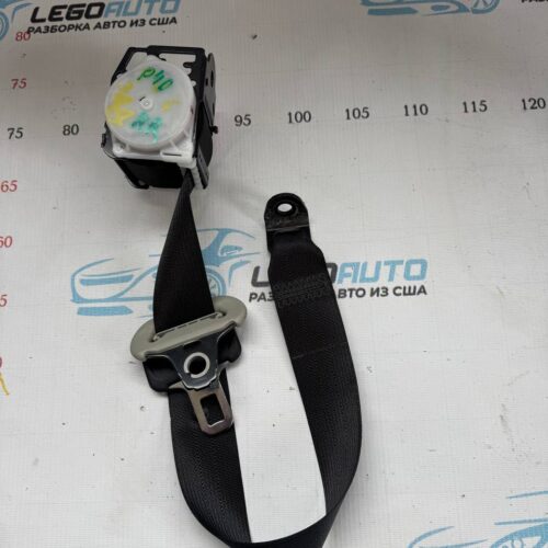 Ремень безопасности задний правый Toyota Prius V 12-17 черный 7336047070B3