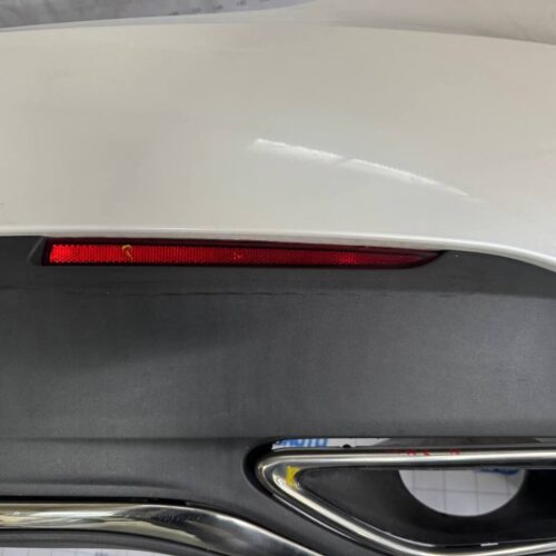 Отражатель заднего бампера центральный правый Lincoln MKZ 13-20