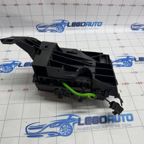 Кронштейн подкапотного блока предохранителей Lincoln MKZ 13-20 HG9Z14A301B